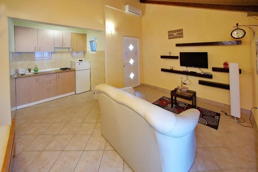 Apartman-Studio Vanda Bibinje 0*,